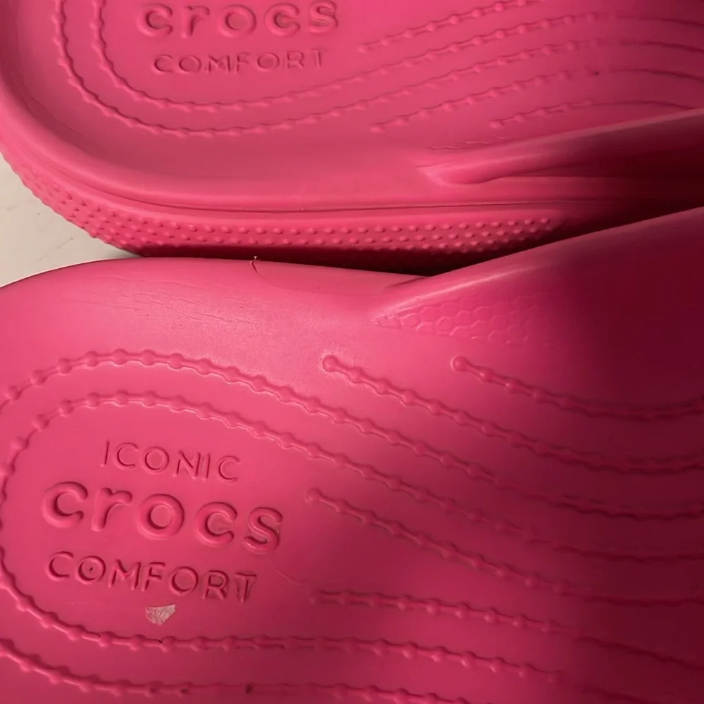 Crocs Classic II Flip Flops Sz 9